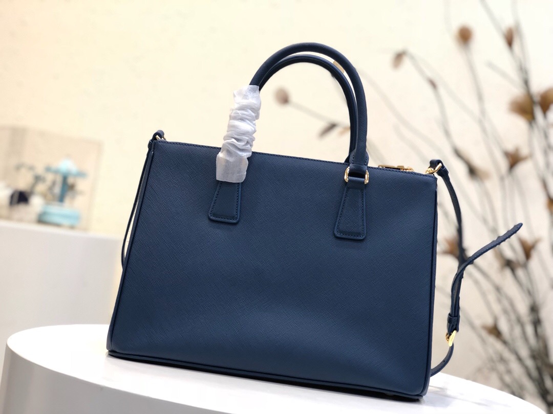 Pra*a large galleria saffiano leather bag blue 1ba274 32 × 24 × 14 cm