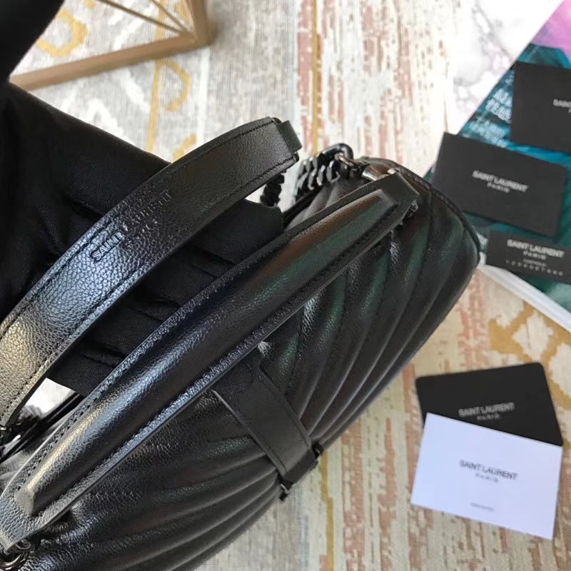 Y51 medium college in matelassÉ leather black metal 600279 24 x 17 x 7 cm