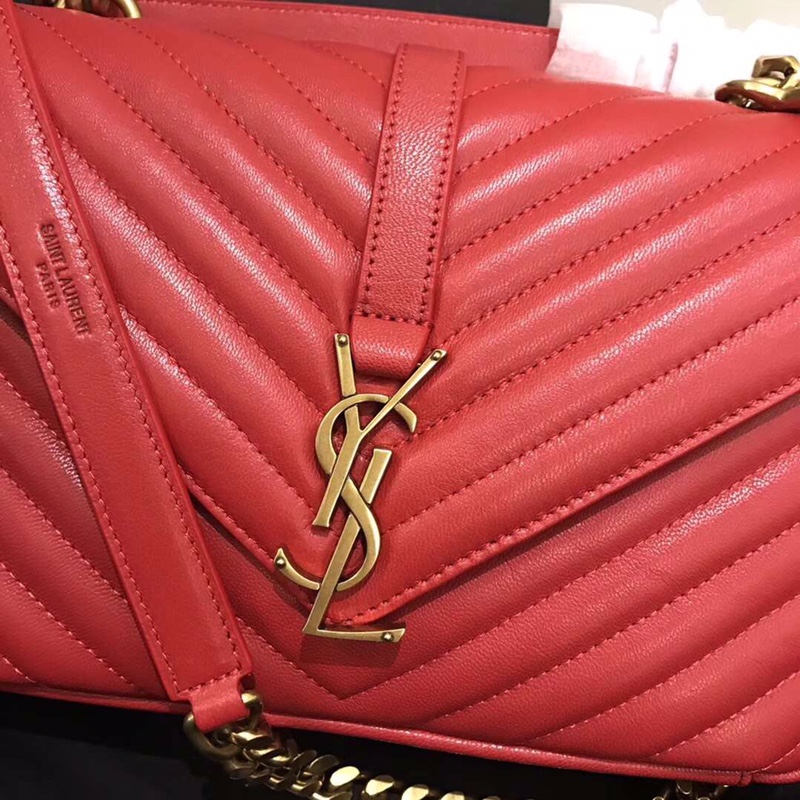 Y51 medium college in matelassÉ leather red 600279 24 x 17 x 7 cm