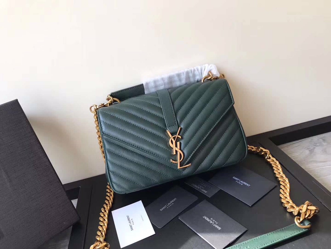 Y51 medium college in matelassÉ leather dark green 600279 24 x 17 x 7 cm