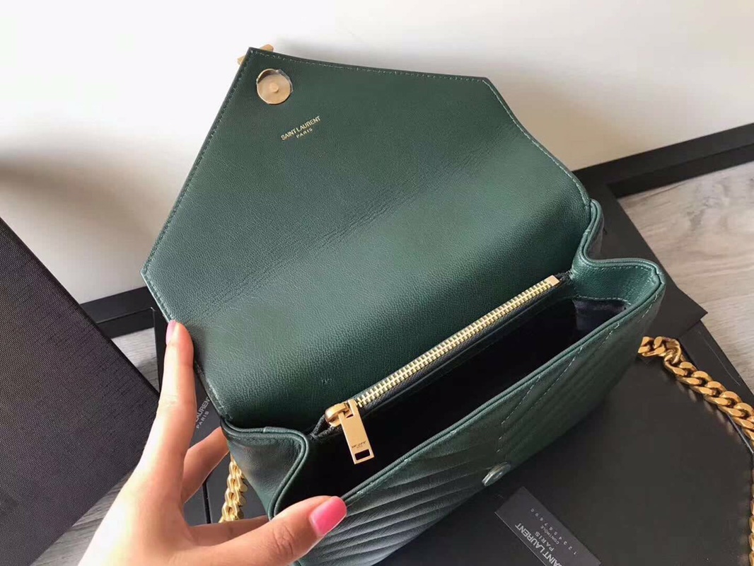 Y51 medium college in matelassÉ leather dark green 600279 24 x 17 x 7 cm