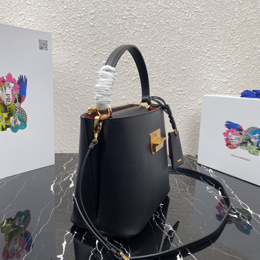 Pra*a saffiano leather tote black 1bn012 24 × 20 × 12.4 cm