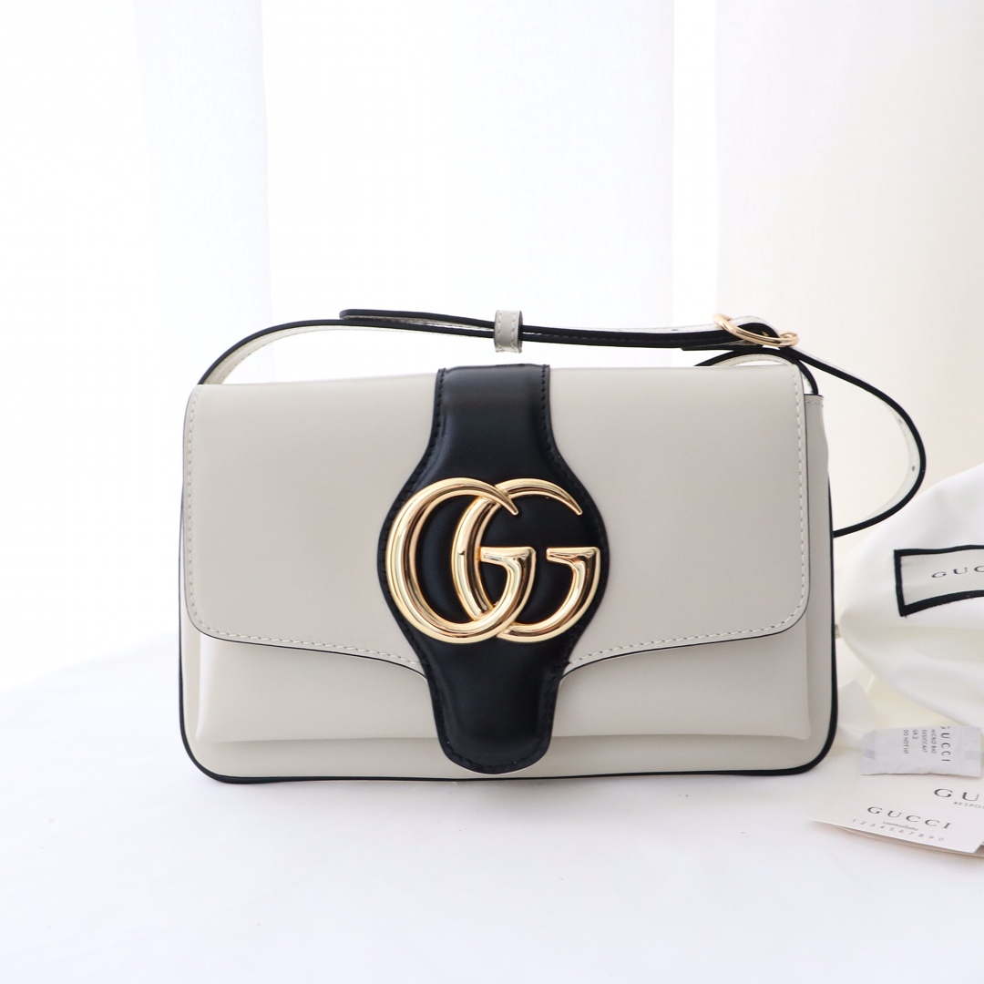 Gvc*1 small arli shoulder bag leather black and white 550129 25 x 16 x 5.5 cm