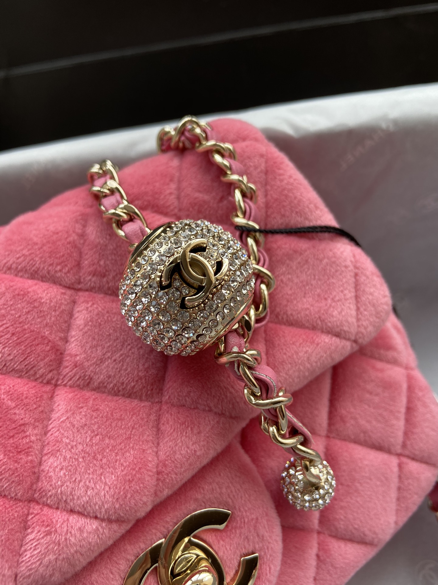 Ch**el small charm strap flap bag velvet pink as1786 17 cm