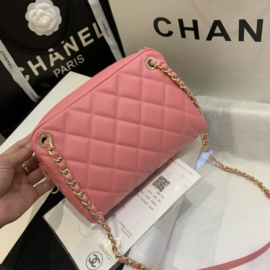 Ch**el camera case with extra clutch grained leather pink as1367 22 x 15 x 6 cm