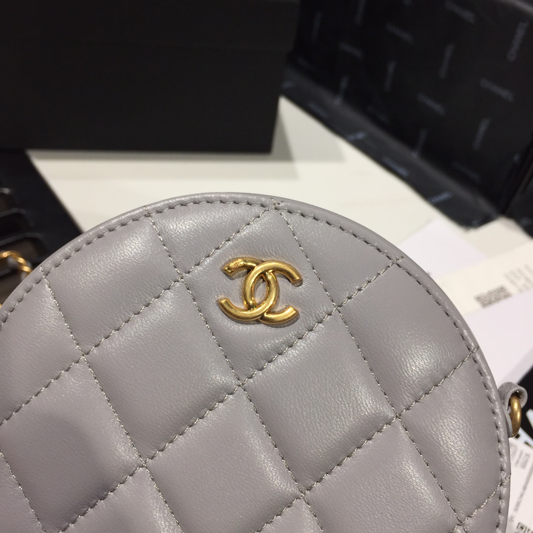 Ch**el round charm chain clutch leather grey as1449 12 x 12 x 4.5 cm