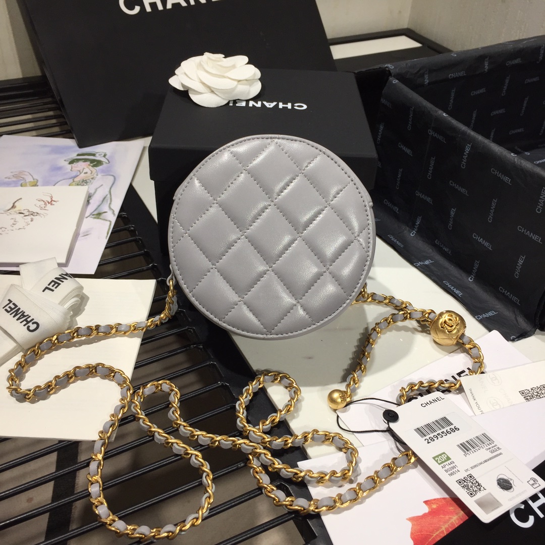 Ch**el round charm chain clutch leather grey as1449 12 x 12 x 4.5 cm