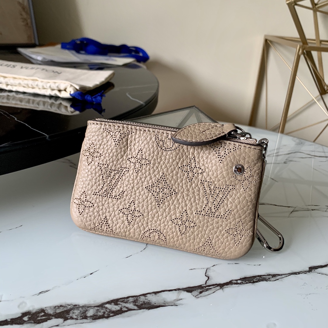 l0vis Vvtt0n key pouch mahina leather monogram pattern khaki m69508 13.8 x 9 x 1.5 cm
