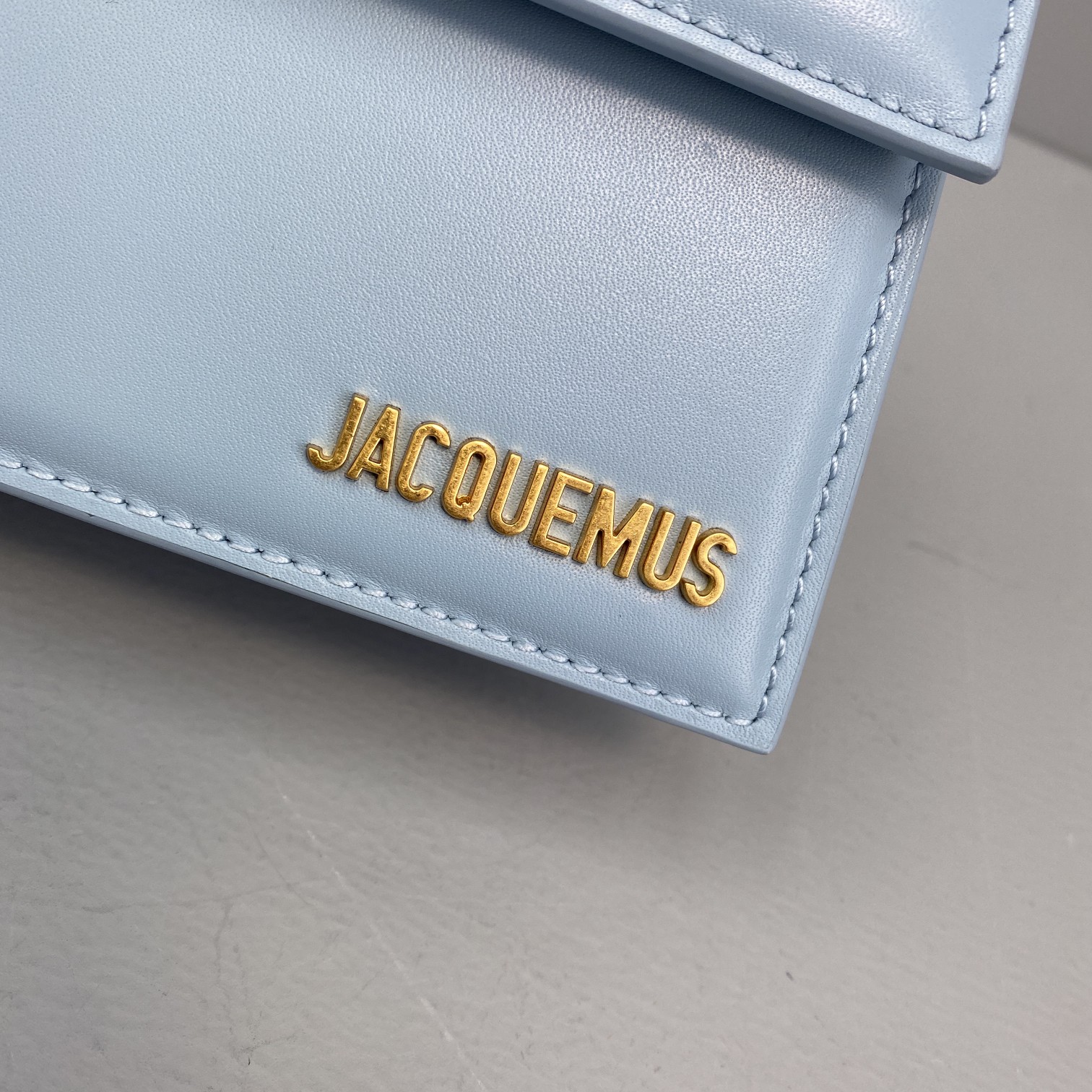 JACQUEMUS SMALL Le Chiquito Leather Light Blue 213BA02 18 x 15.5 x 8 cm