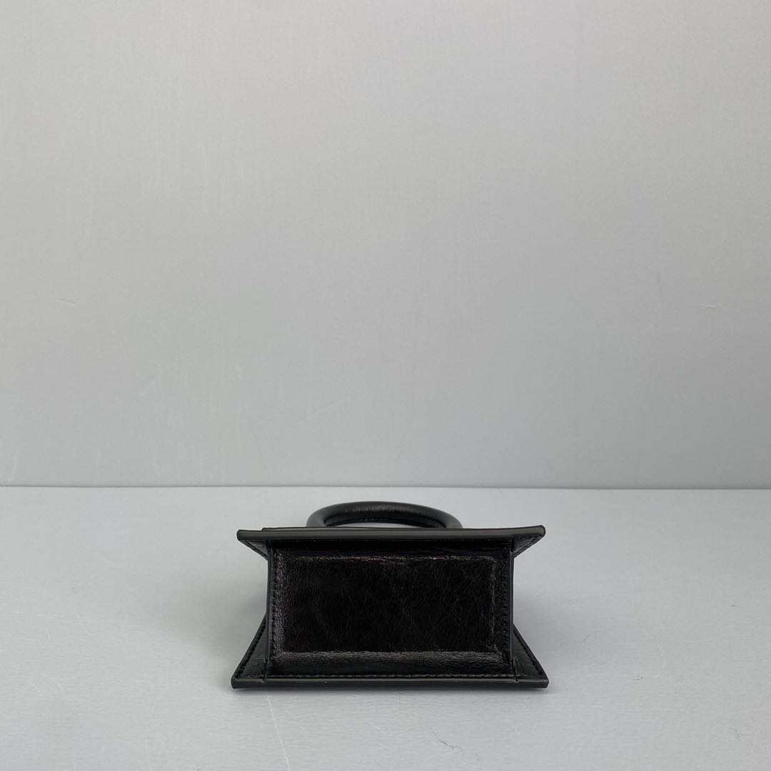 JACQUEMUS LE CHIQUITO Mini Leather Bag Black 213BA01 12 x 8 x 5 cm