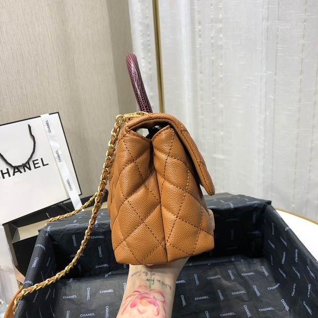 Ch**el mini coco grained calfskin with handle caramel a92990 23.5 x 13.75 x 9.75 cm