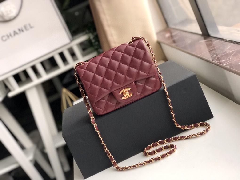 Ch**el mini flap bag lambskin golden metal burgundy a35200 17cm
