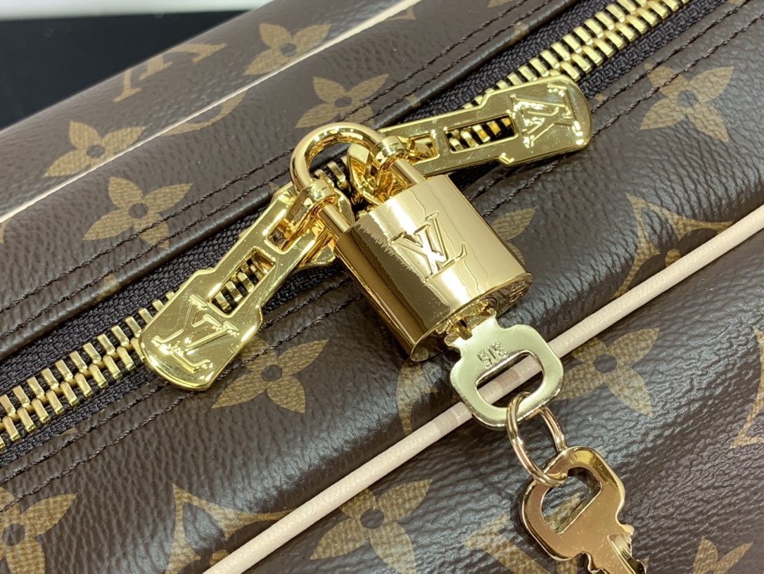 l0vis Vvtt0n carryall monogram canvas m40074 42 x 27 x 24 cm