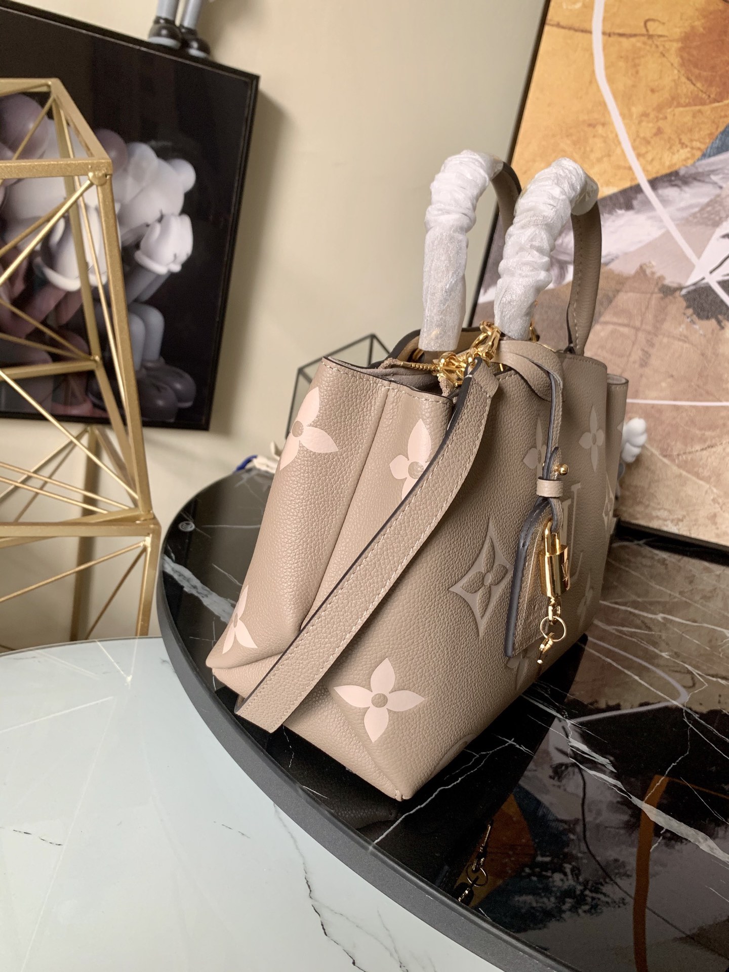 l0vis Vvtt0n petit palais bicolor monogram empreinte leather beige and creme m58914 29 x 18 x 12.5 cm