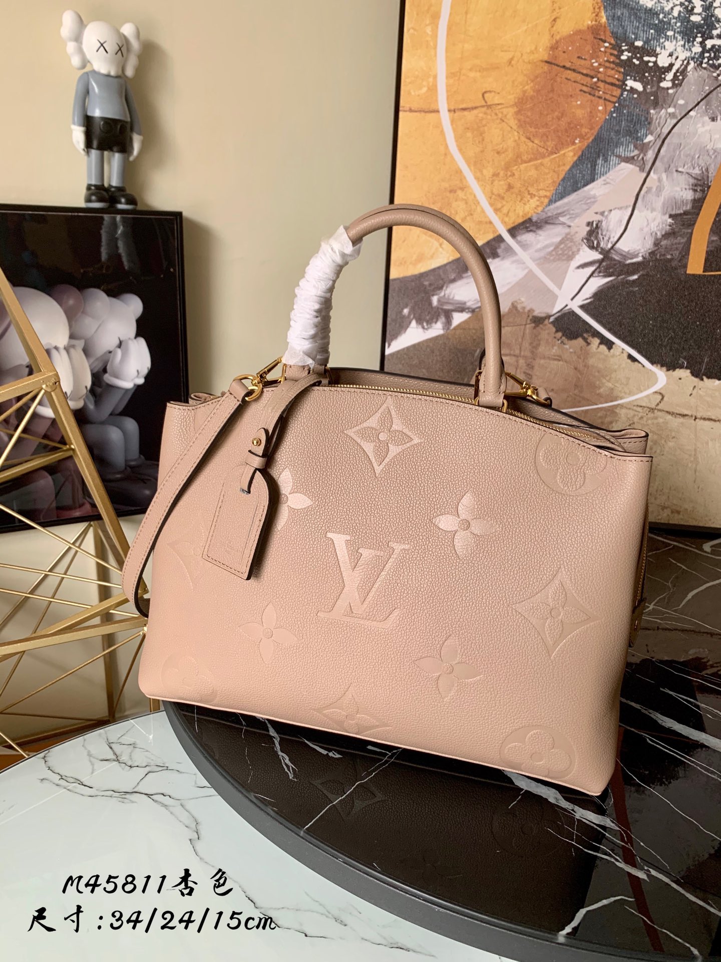 l0vis Vvtt0n grand palais monogram empreinte leather beige m45833 34 x 24 x 15 cm