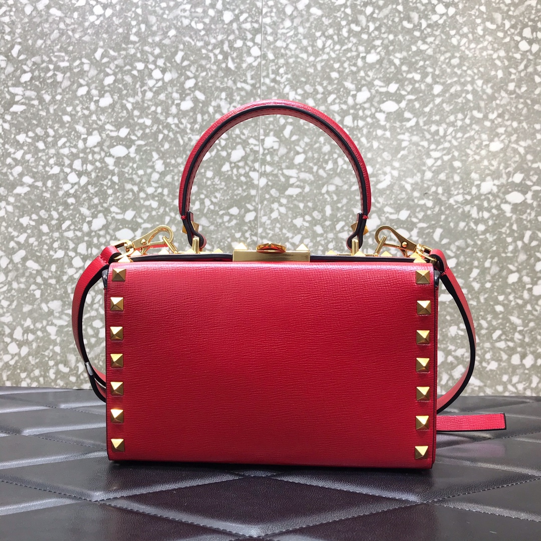 Va1e*ntin0 rockstud alcove grainy calfskin box bag red ww2b0j73wax 19 x 12 x 8 cm