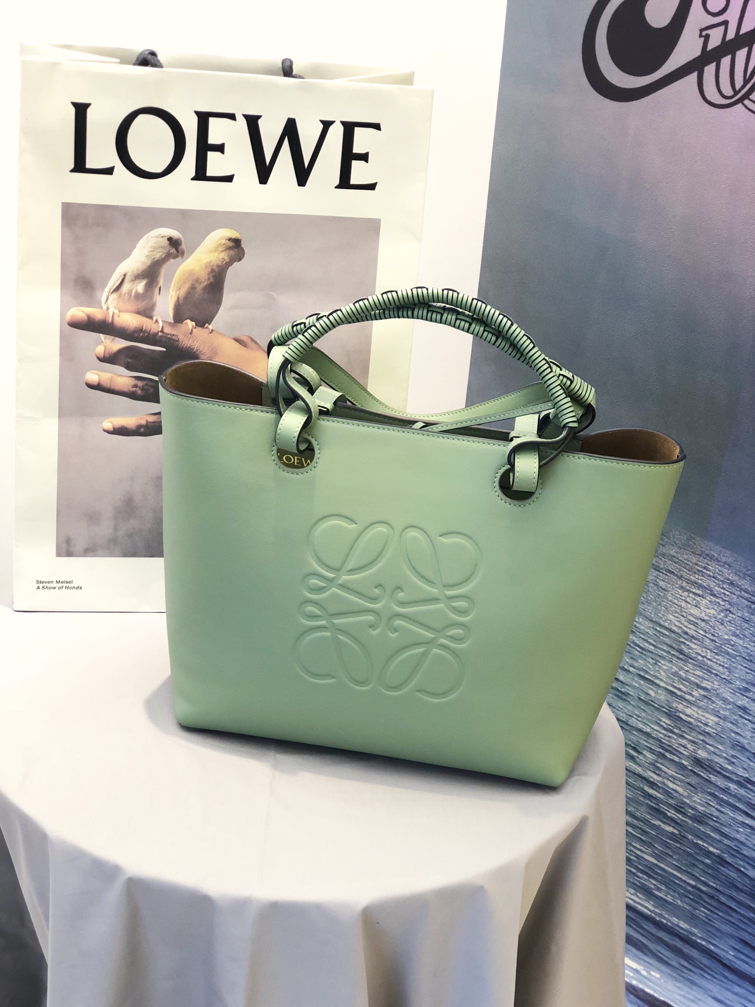L0ew* small anagram tote classic calfskin mint a717s72x02 29 x 14 x 25 cm