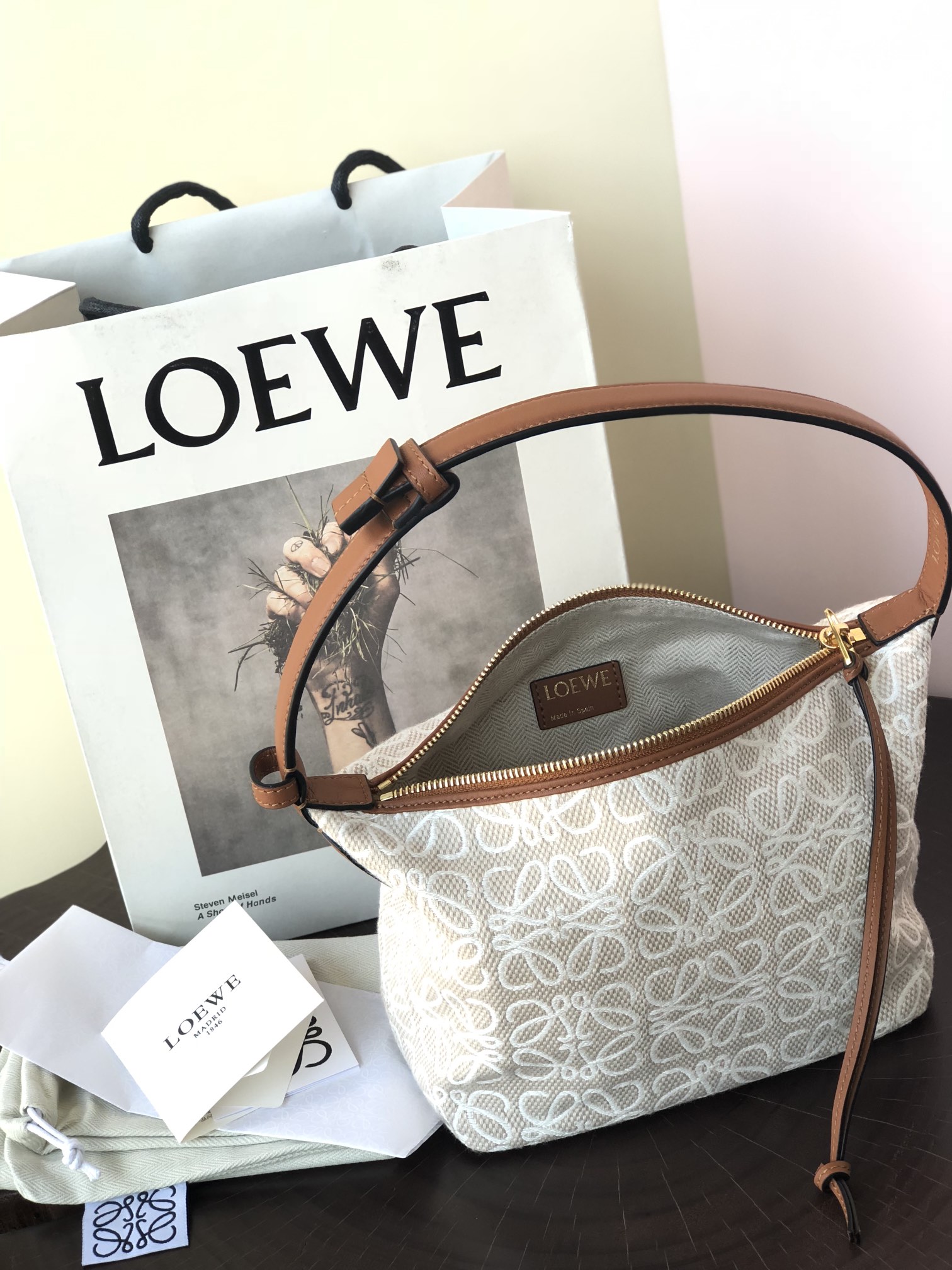 L0ew* small cubi bag anagram jacquard and calfskin ecru a906k75x04 21 x 12 x 17 cm