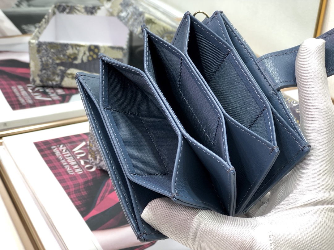 D10r lady D10r 5-gusset card holder patent cannage calfskin sky blue s0074 10.5 cm