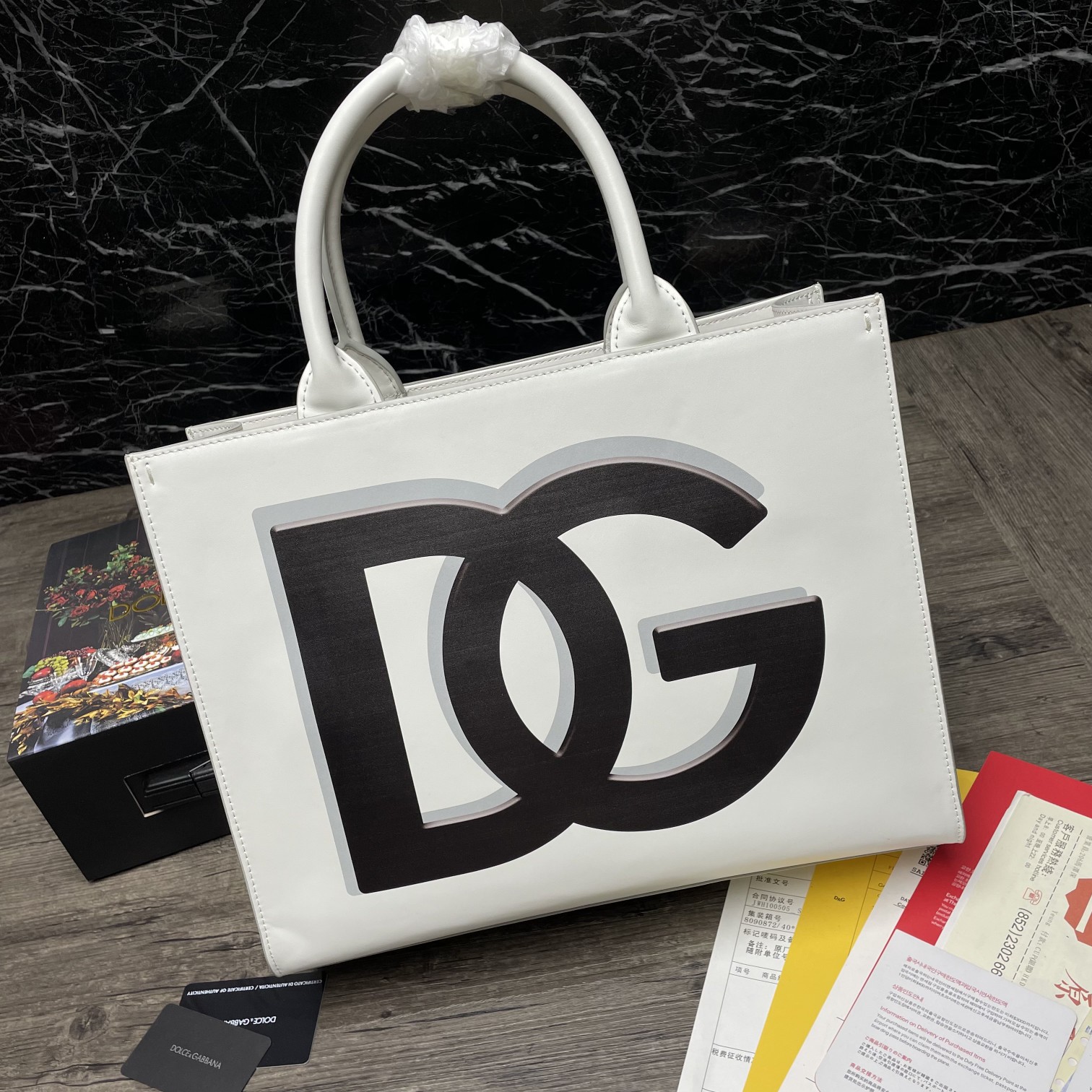 DOLCE & GABBANA SMALL DG Daily Shopper With DG Logo Print Calfskin White BB7023 36 x 28.5 x 13 cm