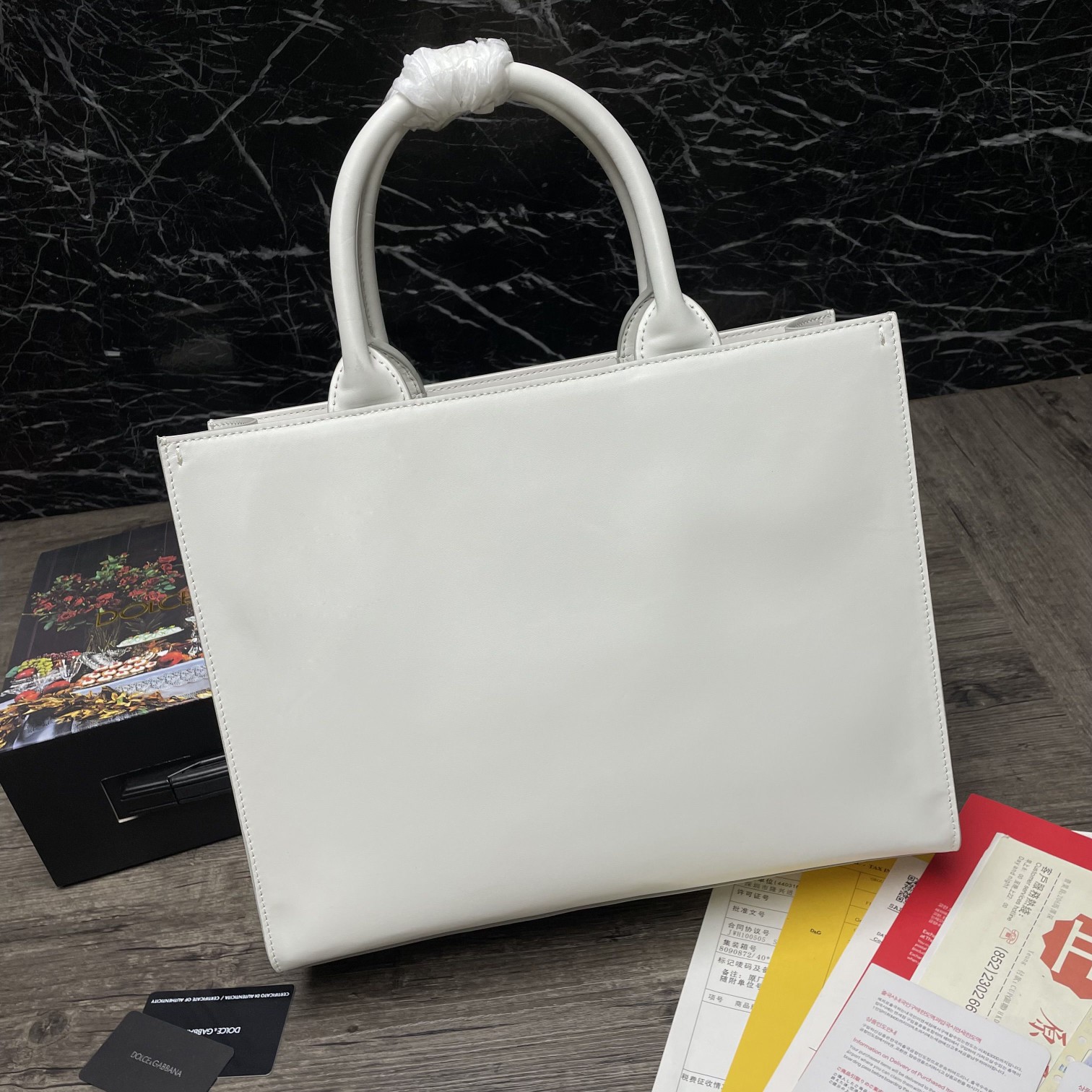 DOLCE & GABBANA SMALL DG Daily Shopper With DG Logo Print Calfskin White BB7023 36 x 28.5 x 13 cm