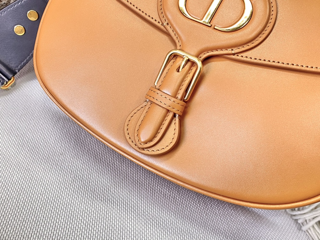 D10r large bobby bag box calfskin tan m9320 27 x 8 x 19.5 cm