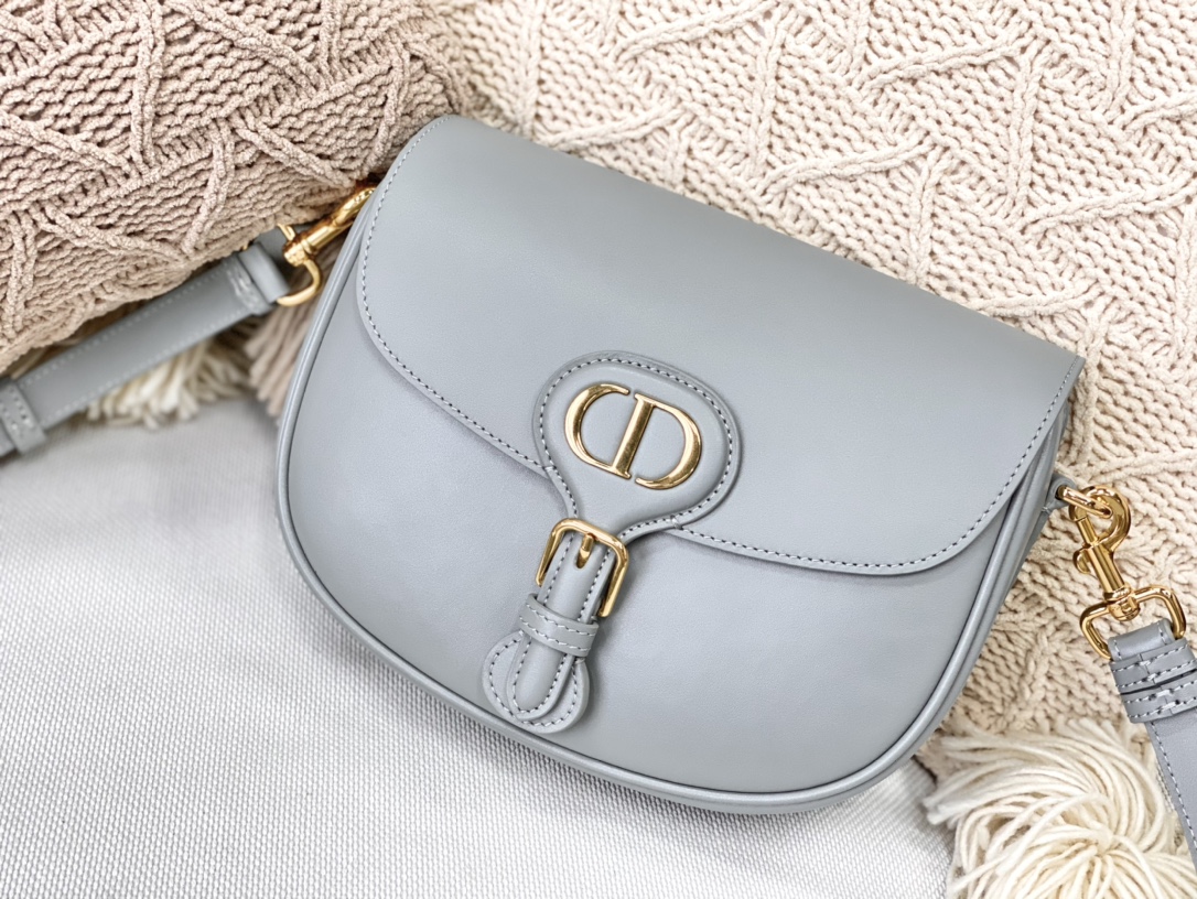 D10r medium bobby bag box calfskin gray m9319umol 22 x 17 x 6 cm