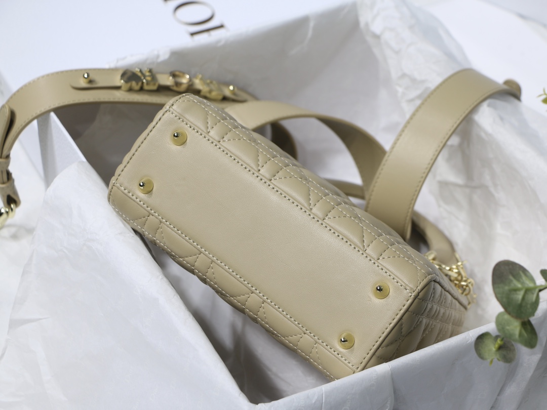 D10r lady D10r my abcD10r bag cream m0538 20cm