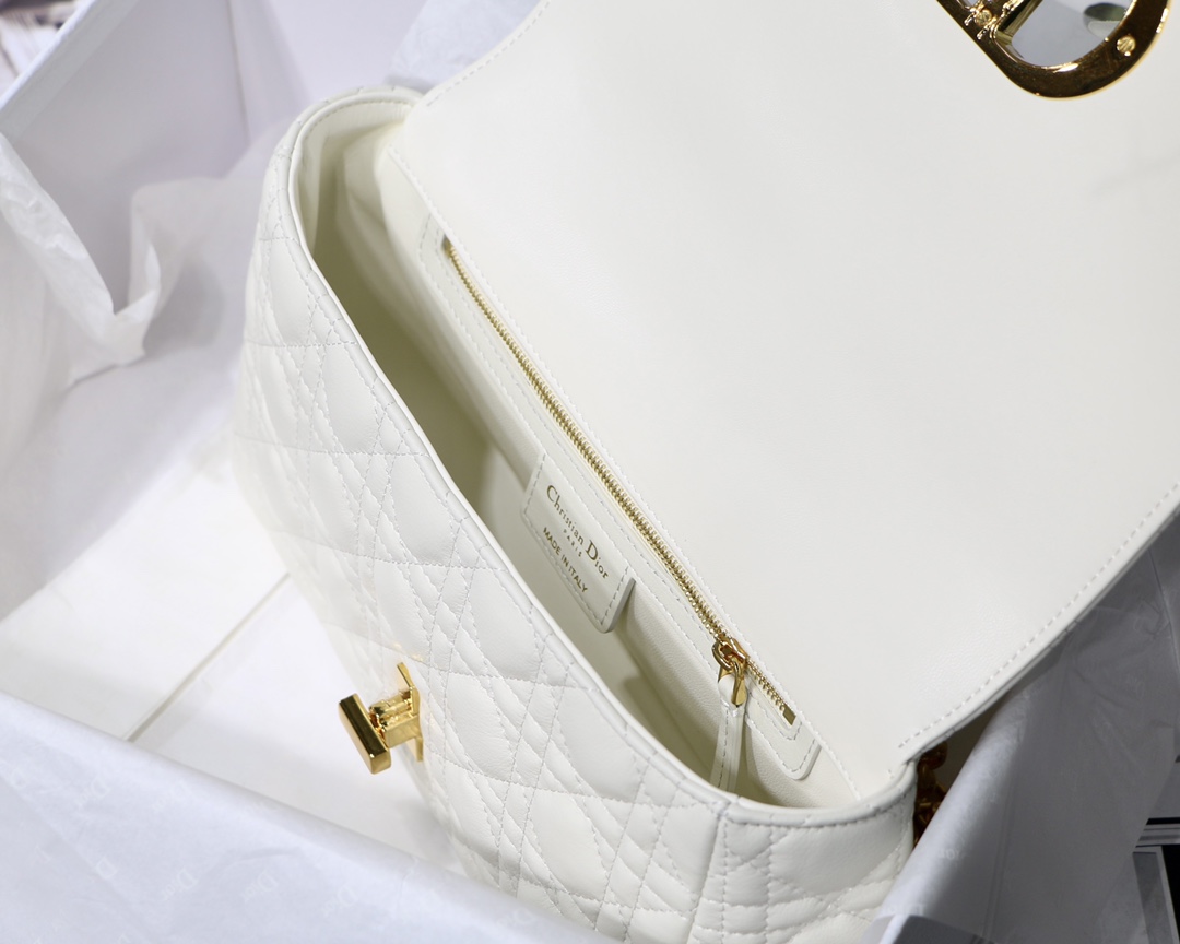 d10r medium caro bag S*pple cannage calfskin white m9242 25.5 x 15.5 x 8 cm