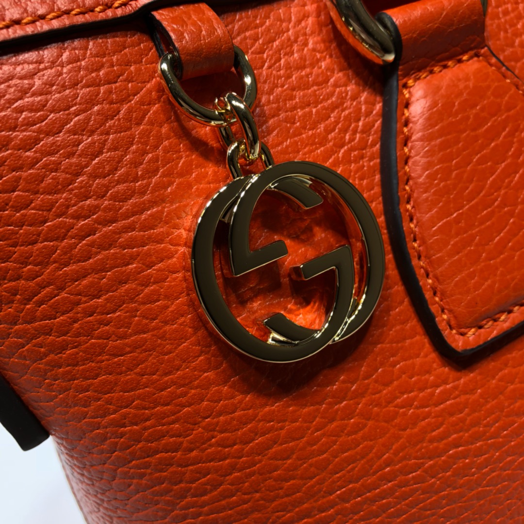 Gvc*1 convertible straight leather orange 449659 30 x 22 x 12 cm