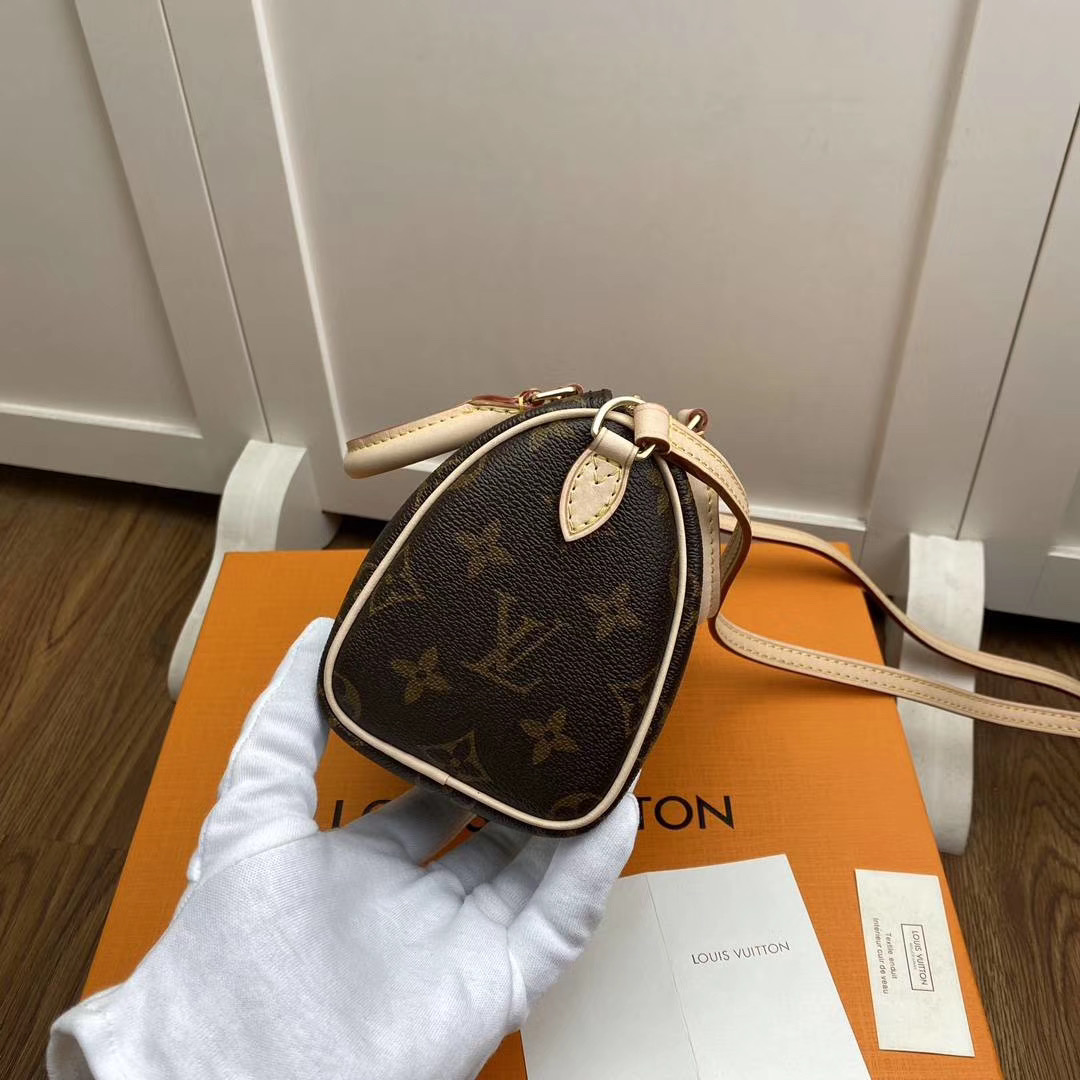 l0vis Vvtt0n nano speedy mng m61252 16 x 11 x 9 cm