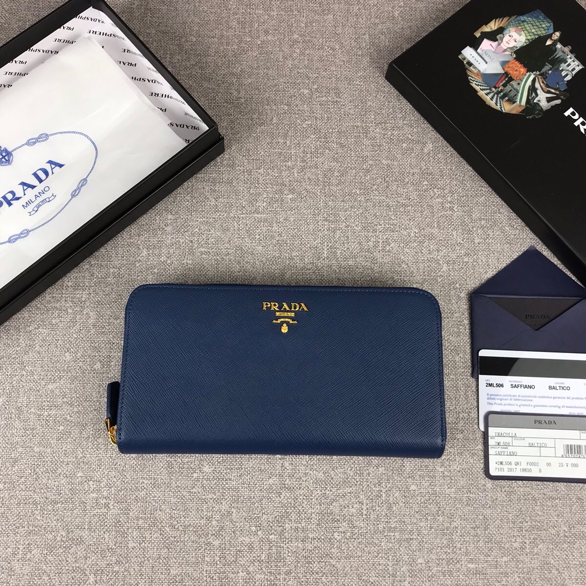 Pra*a large saffiano leather wallet navy 1ml506 20 x 10 cm