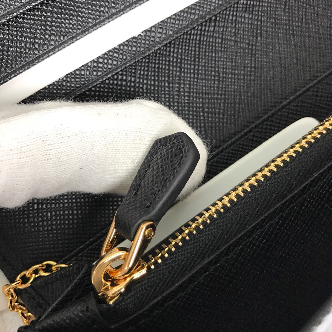 Pra*a large saffiano leather wallet black 1mh132 18.7 x 9.5 cm