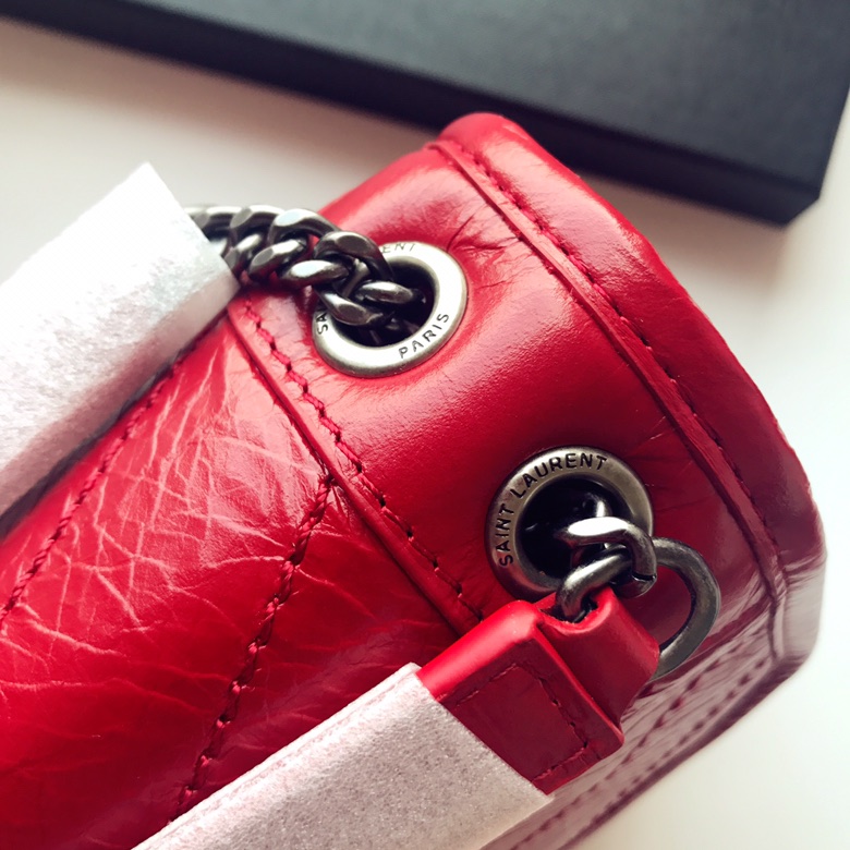 Y51 niki baby in lambskin leather red 5330371 22 x 16.5 x 12 cm
