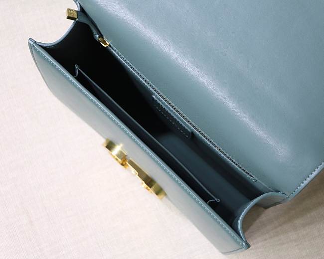 D10r 30 montaigne m9030 in navy