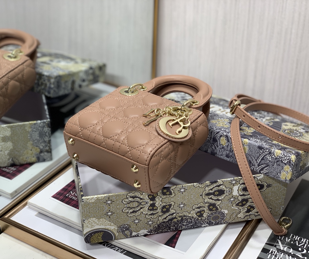 D10r micro lady D10r bag lambskin beige s0856 12cm