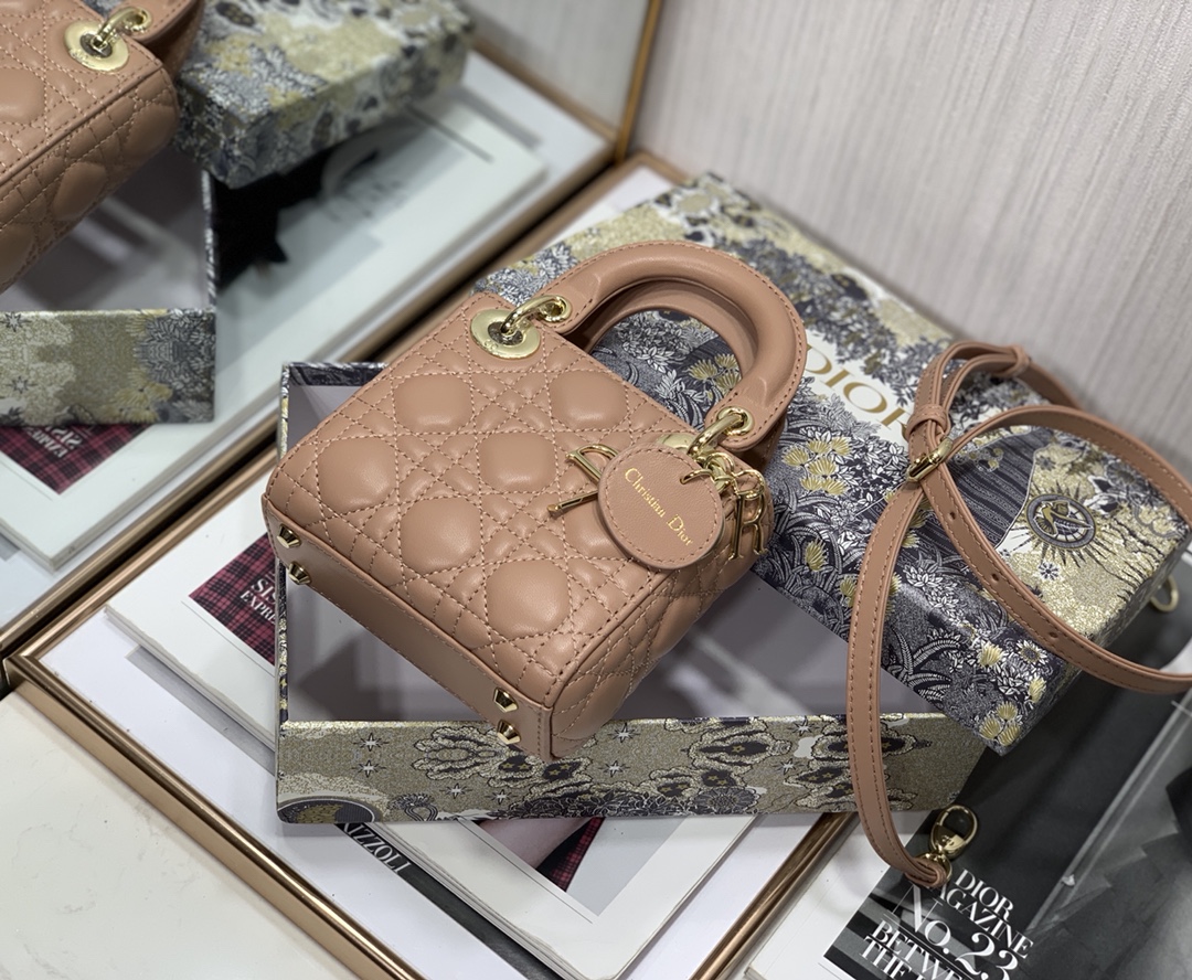 D10r micro lady D10r bag lambskin beige s0856 12cm