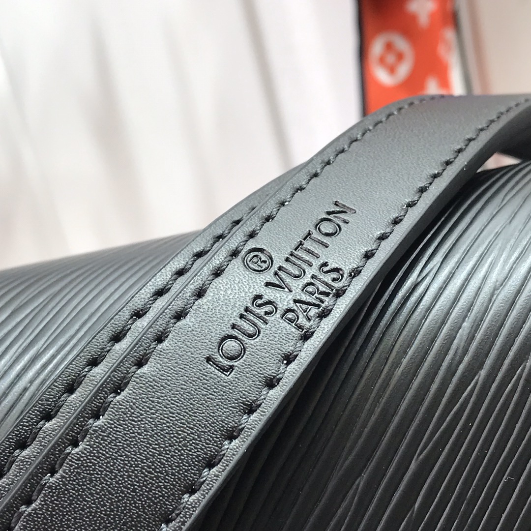 l0vis Vvtt0n mini dauphine epi leather black m55964 20 x 15 x 9 cm