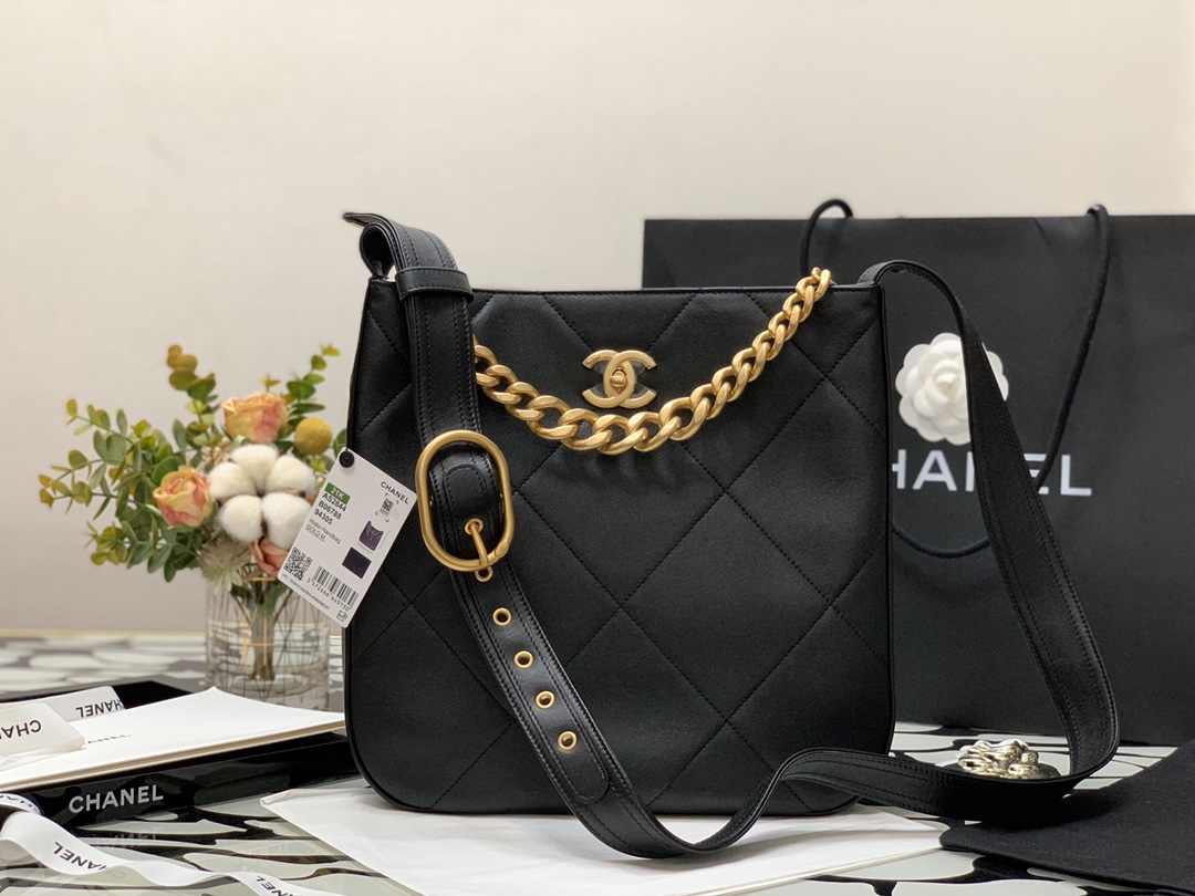 Ch**el calfskin hobo bag black as2844 29cm