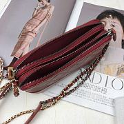Ch**el gabrielle clutch red a94505 18 x 6 x 11 cm
