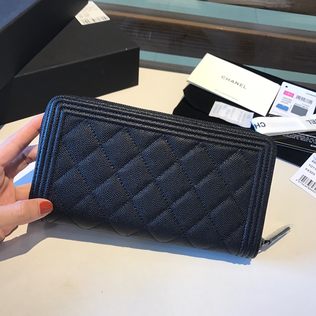 Ch**el boy long zipped wallet black metal grained leather black a80815 19cm