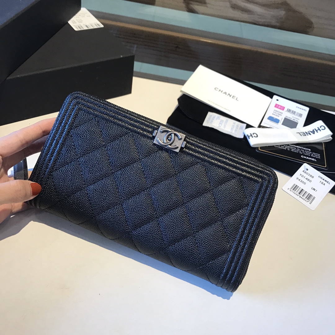 Ch**el boy long zipped wallet black metal grained leather black a80815 19cm