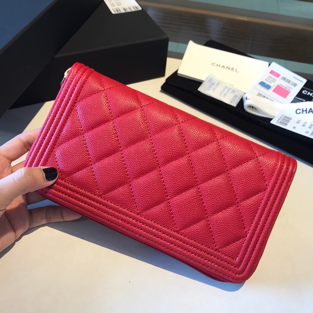 Ch**el boy long zipped wallet grained leather red a80815 19cm