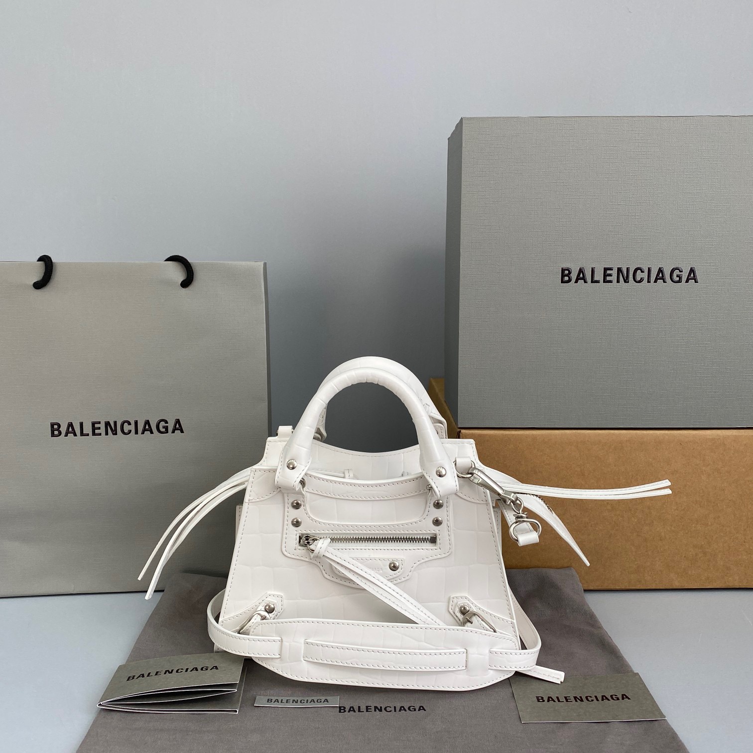 Ba1en*iaga small neo classic top handle bag crocodile leather white 63852115v67 33 x 21 x 16 cm