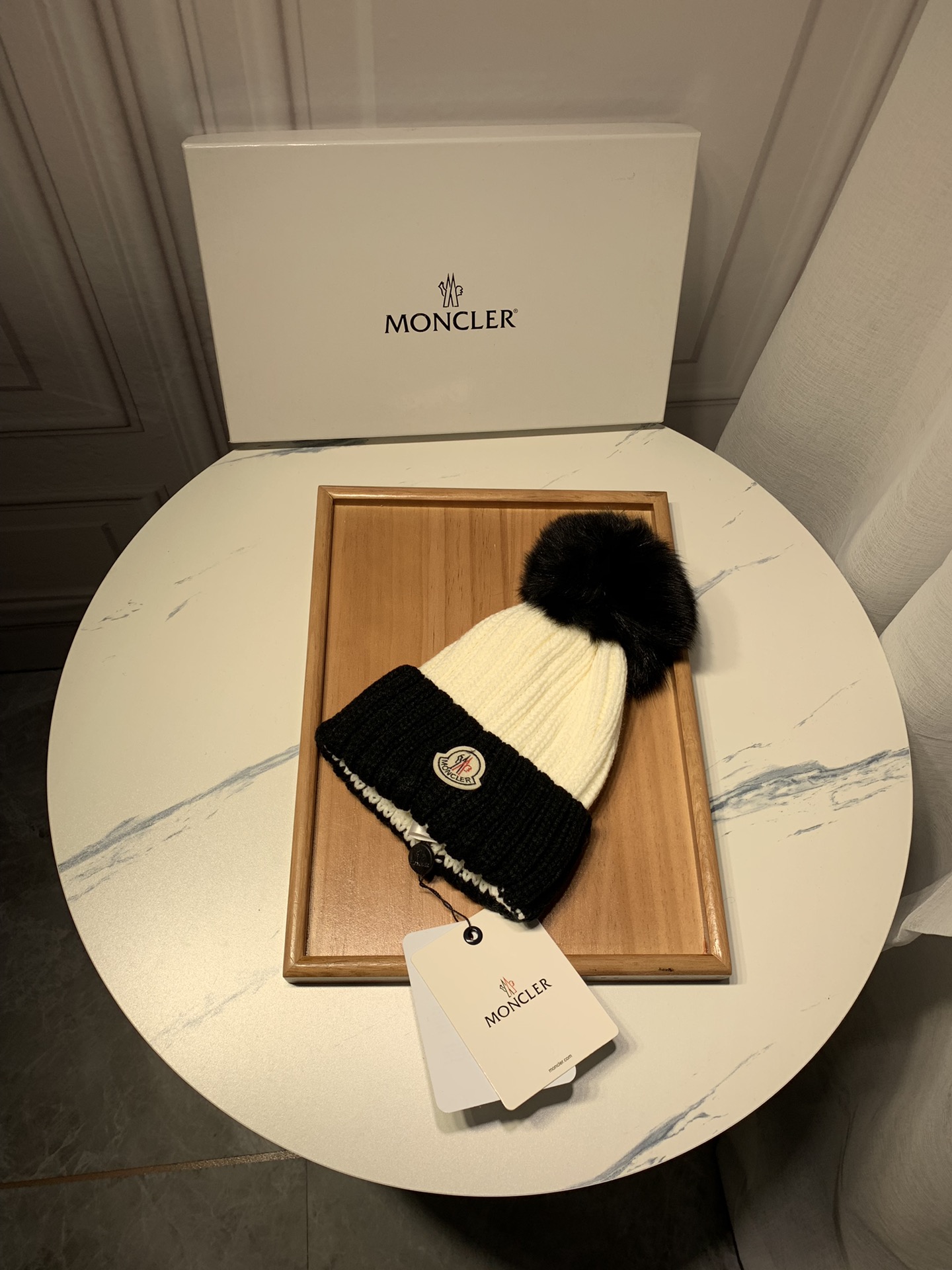 Moncler Hat 02