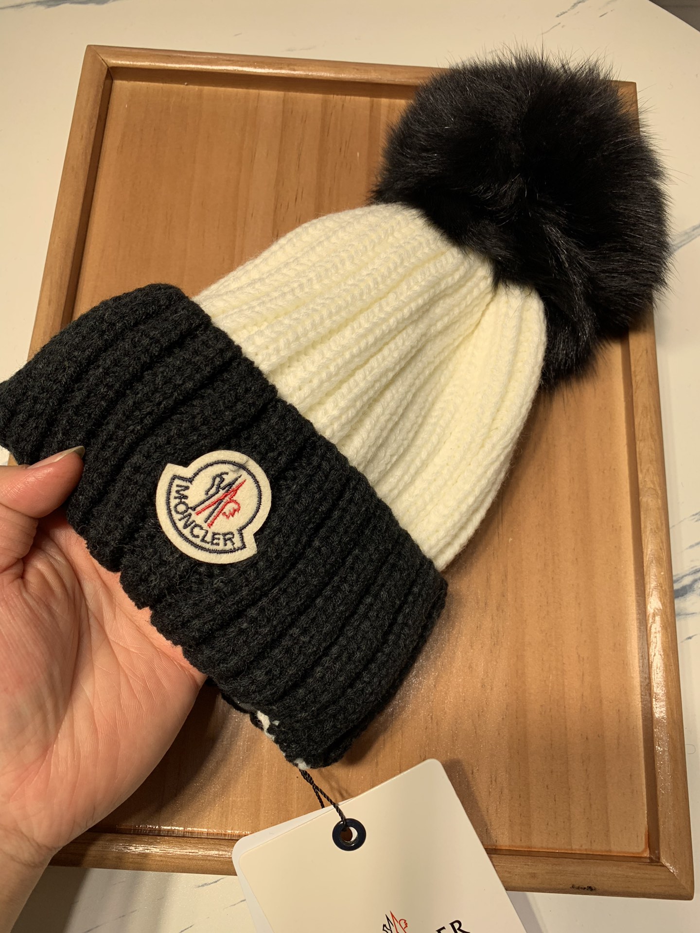Moncler Hat 02