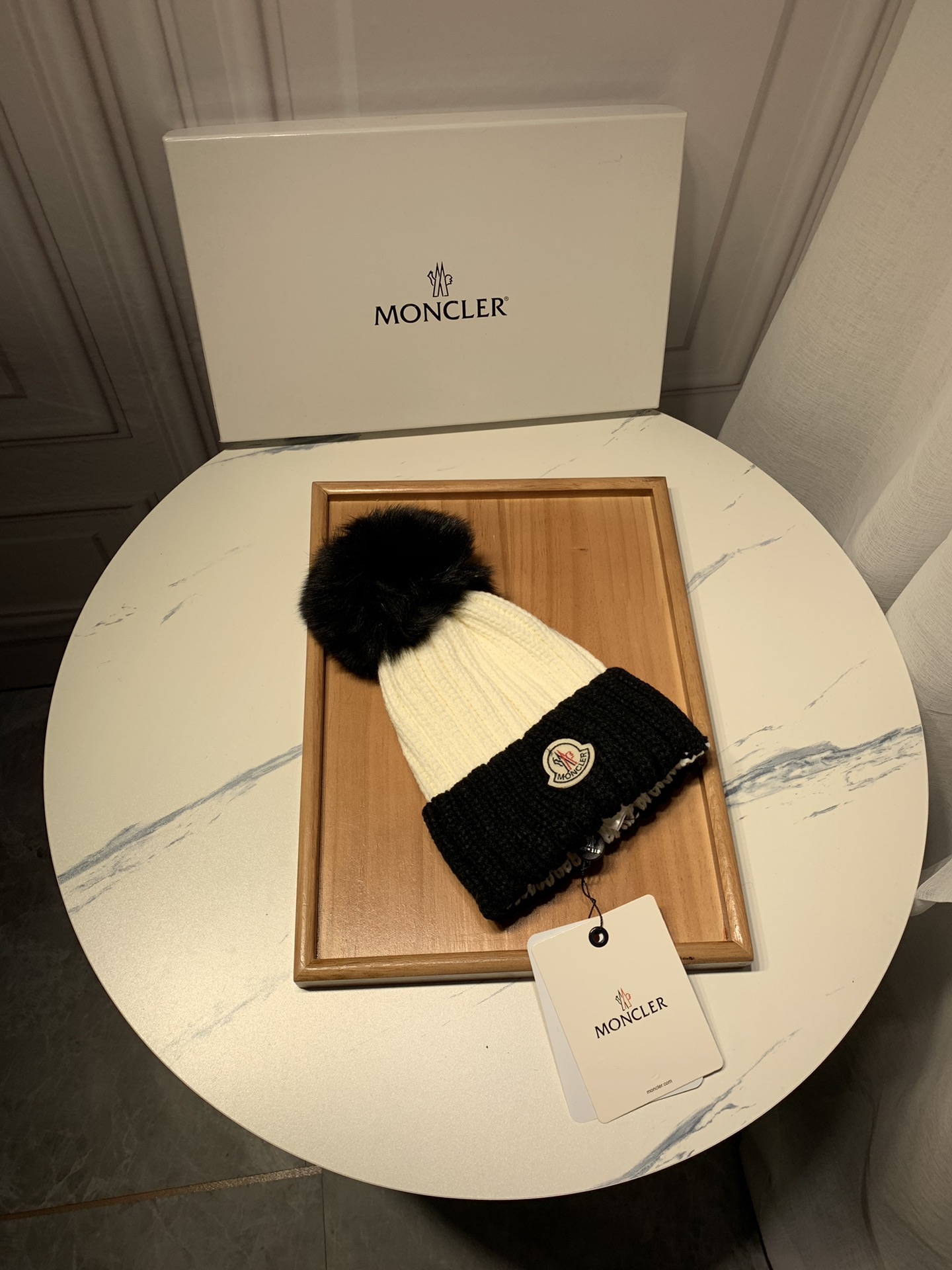 Moncler Hat 02