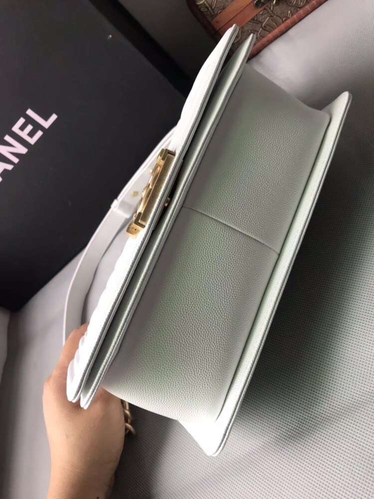 Ch**el medium boy bag classic gold-tone metal grained leather white a67086 25cm