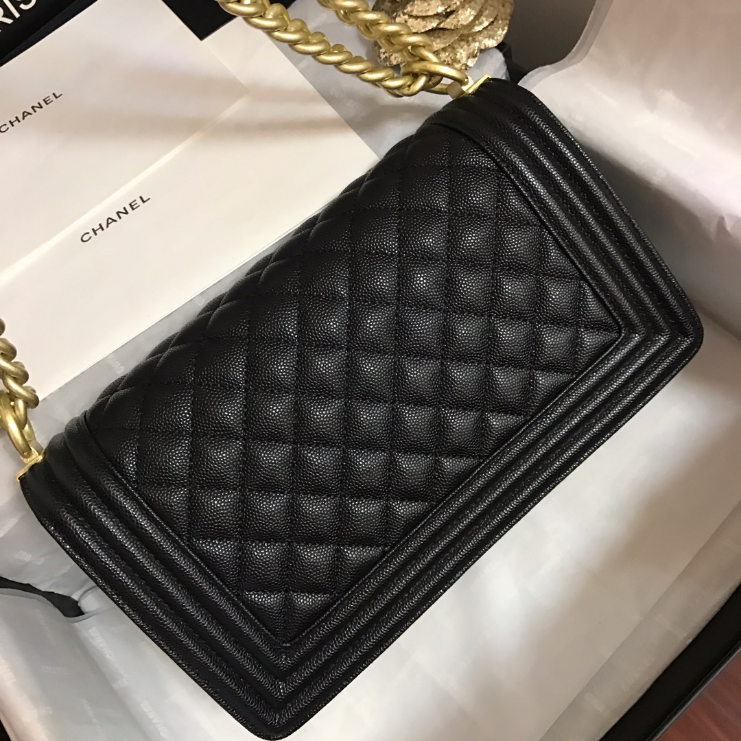 Ch**el medium boy bag classic gold-tone metal grained leather burgundy a67086 25cm