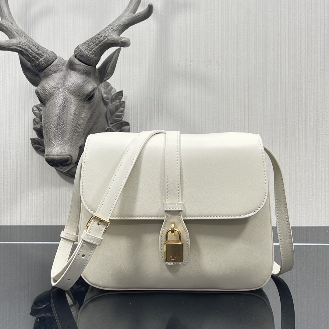 Ce1i*e medium tabou smooth leather white 196583dk1 22 x 16 x 7 cm